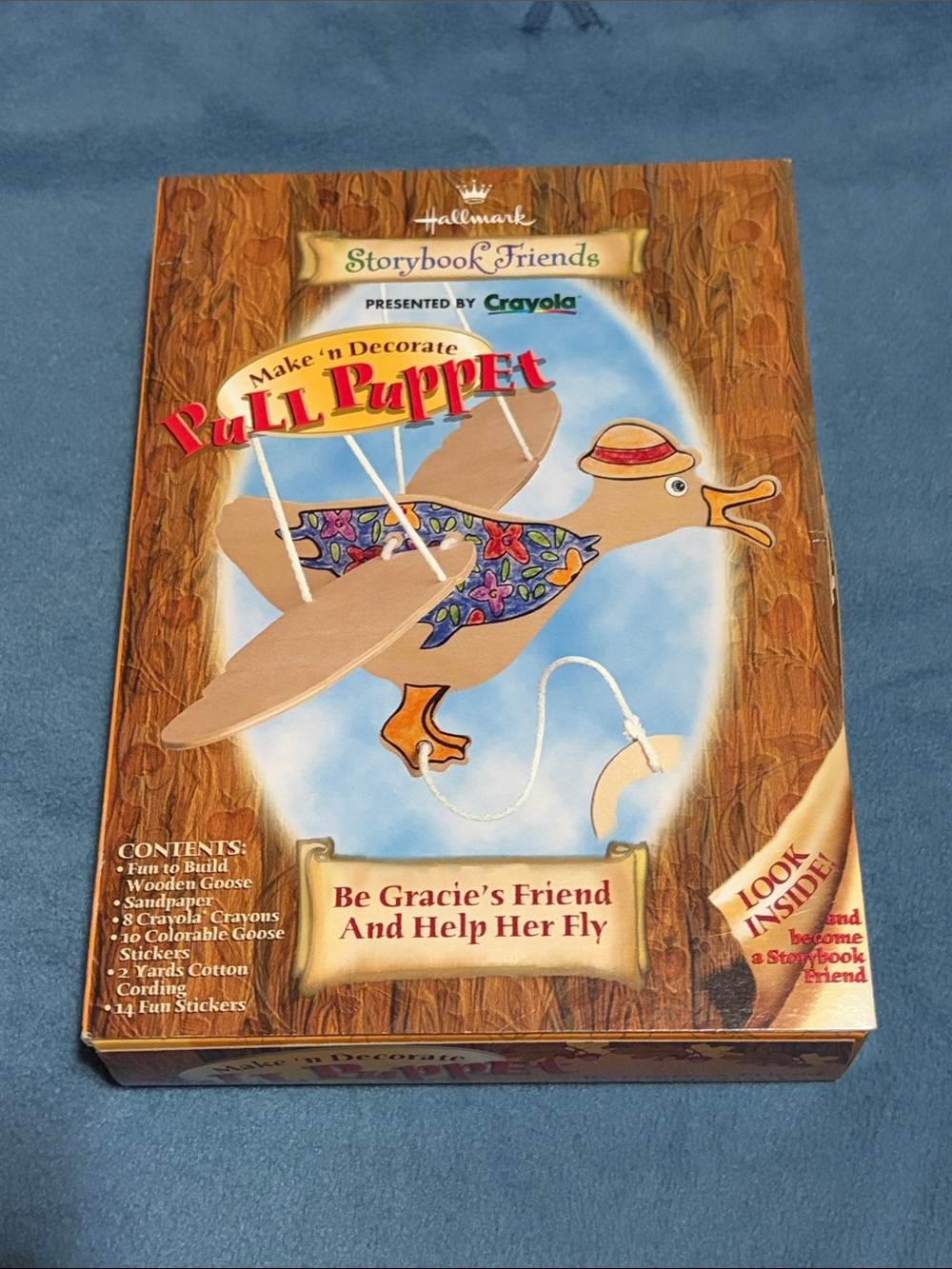 Hallmark- Make 'n Decorate Pull Puppet Kit - Be Gracie’s friend and help her fly